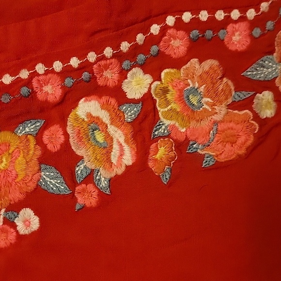 Womens embroidered blouse - Picture 3 of 9